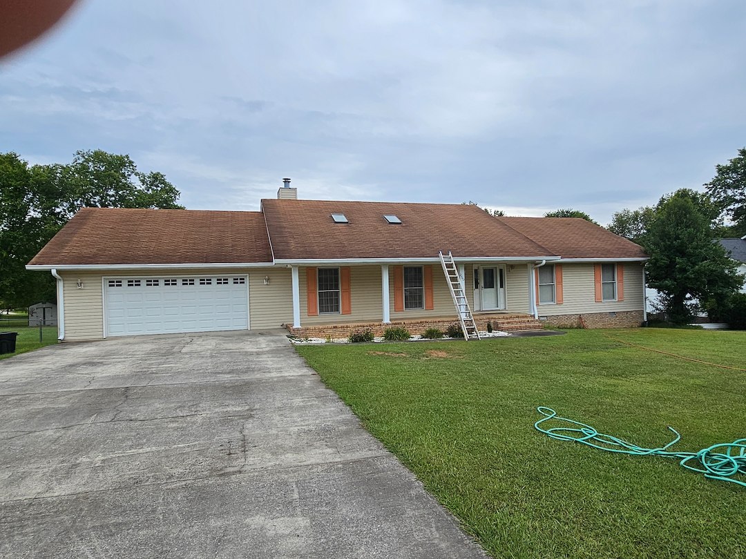 Top Quality House Wash, Roof Wash and Driveway Cleaning Cookeville Tn